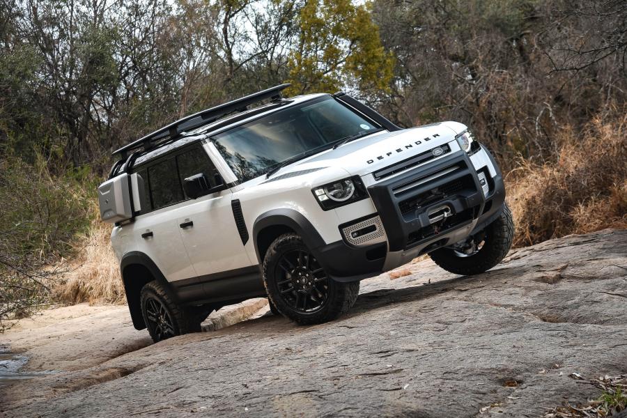  Land Rover Defender 110 P400 S Urban Pack 2020 года  (ZA) (фото 1 из 40)
